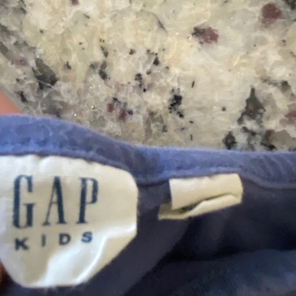 Navy blue GAP kids shirt - Picture 2 of 3